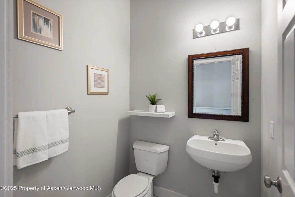 18 of 31 - 1788 Belgian Loop, Silt, CO