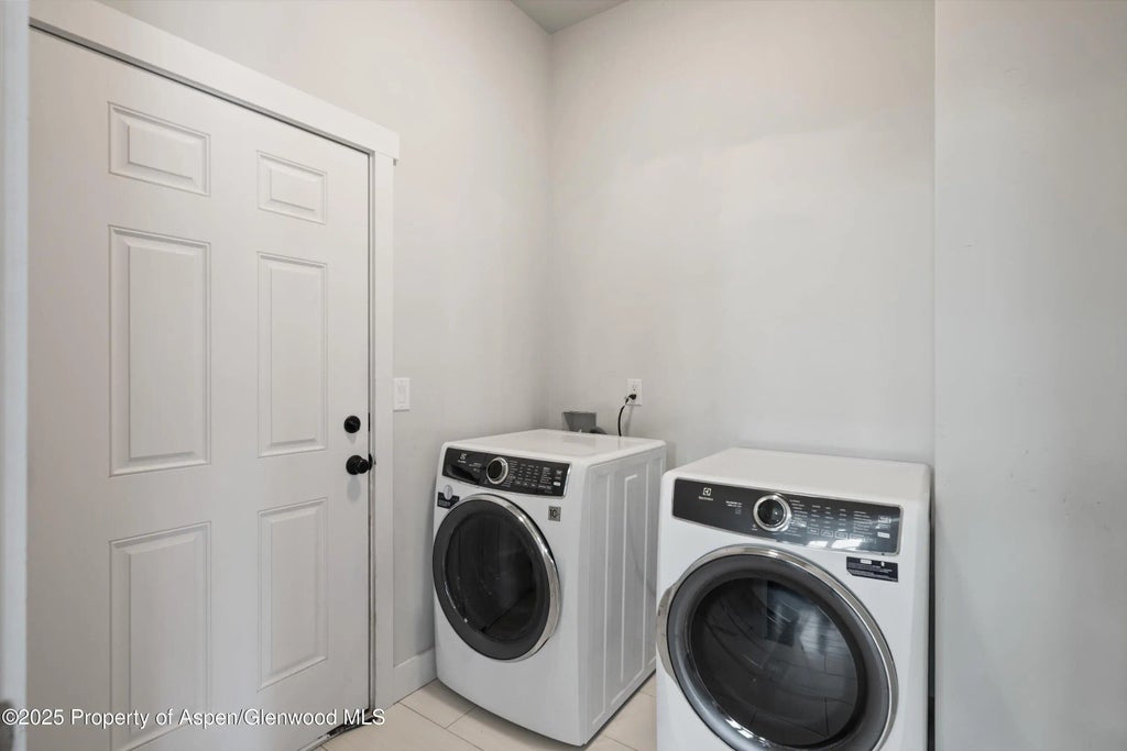 19 of 31 - 1788 Belgian Loop, Silt, CO