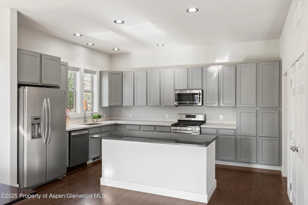 7 of 31 - 1788 Belgian Loop, Silt, CO