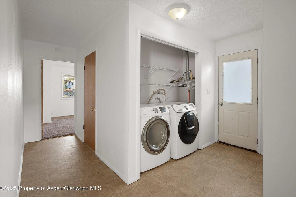 10 of 33 - 411 E 1st Street, Rifle, CO