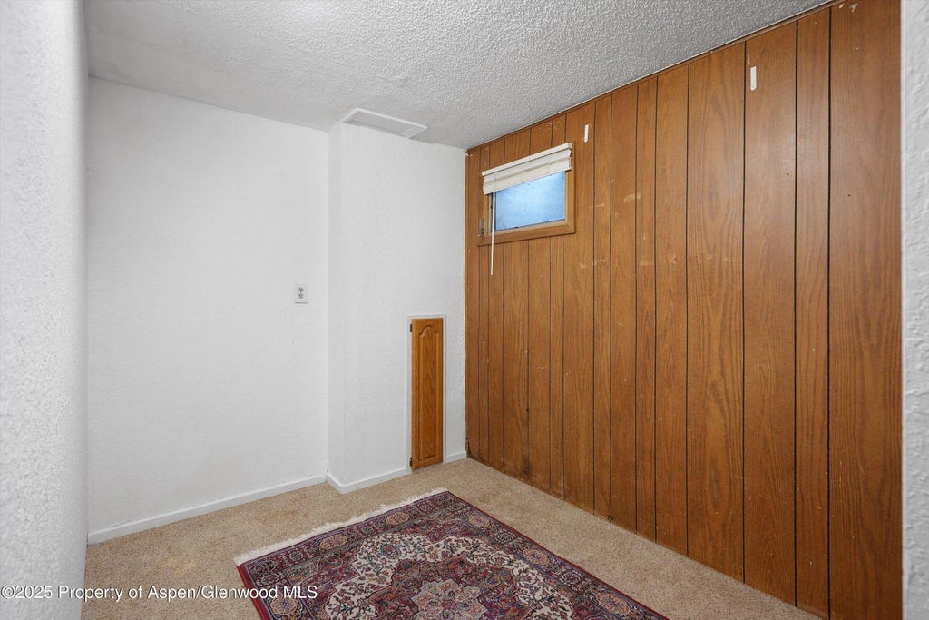 23 of 33 - 411 E 1st Street, Rifle, CO