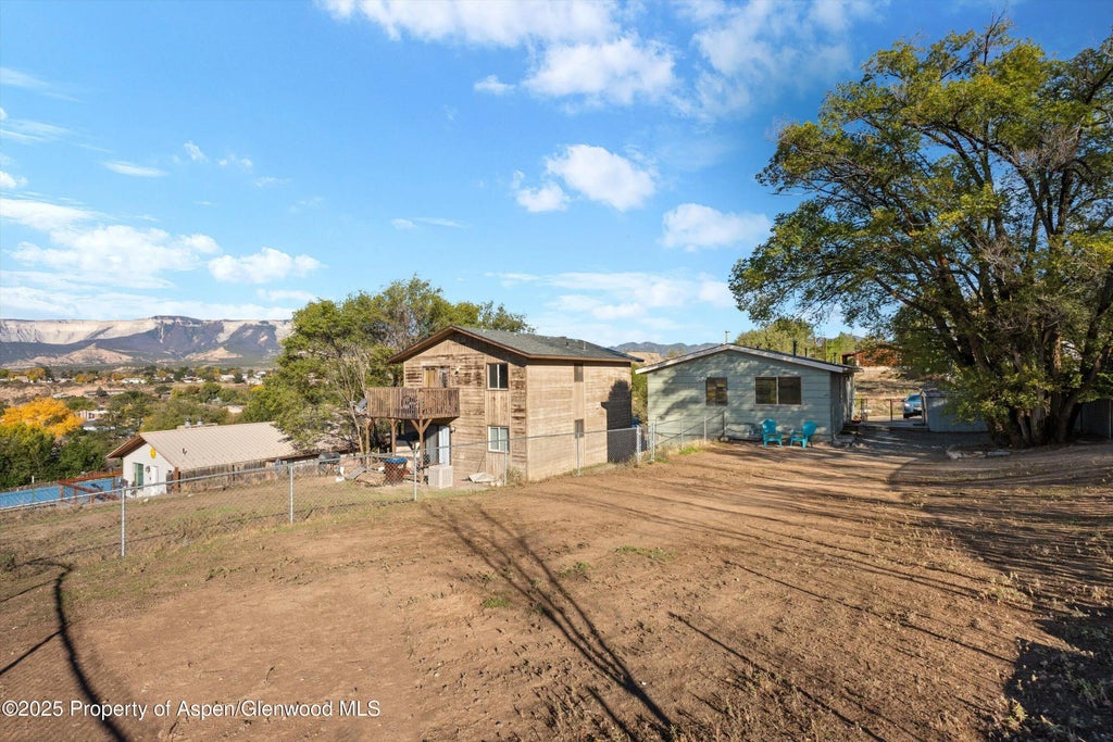 27 of 33 - 411 E 1st Street, Rifle, CO