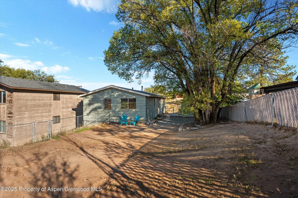 28 of 33 - 411 E 1st Street, Rifle, CO