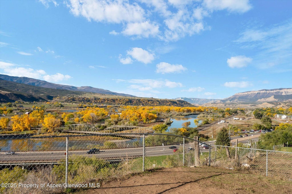 30 of 33 - 411 E 1st Street, Rifle, CO