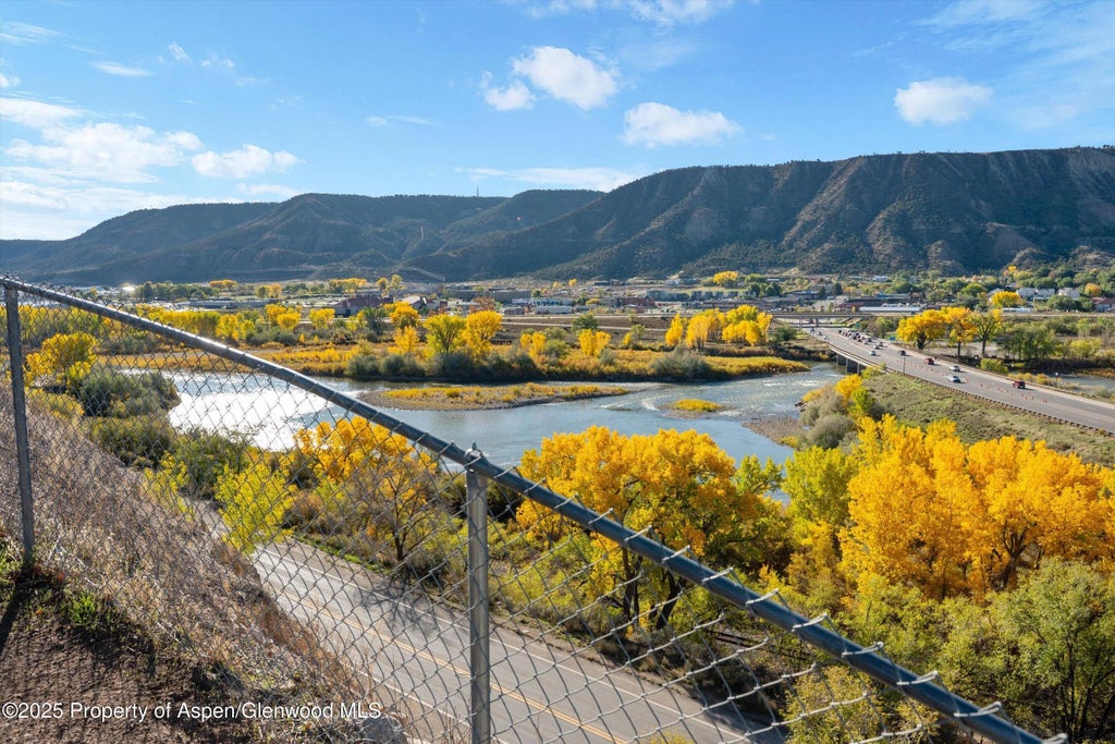 31 of 33 - 411 E 1st Street, Rifle, CO