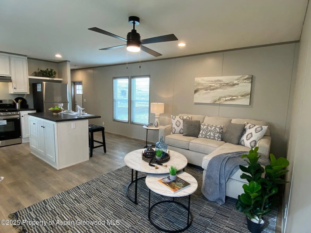 2 of 14 - 128 Horizon Circle, Parachute, CO