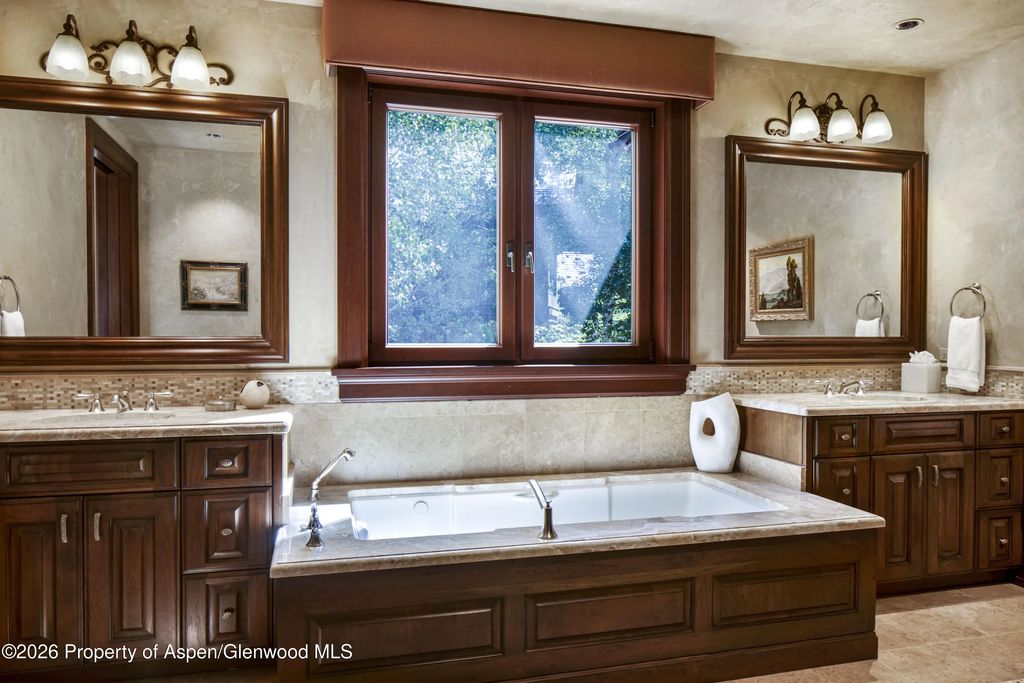 10 of 17 - 928 S Mill Street, Aspen, CO
