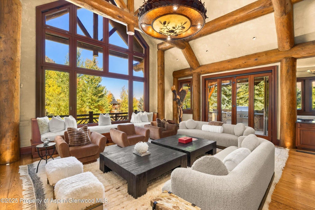 8 of 22 - 928 S Mill Street, Aspen, CO