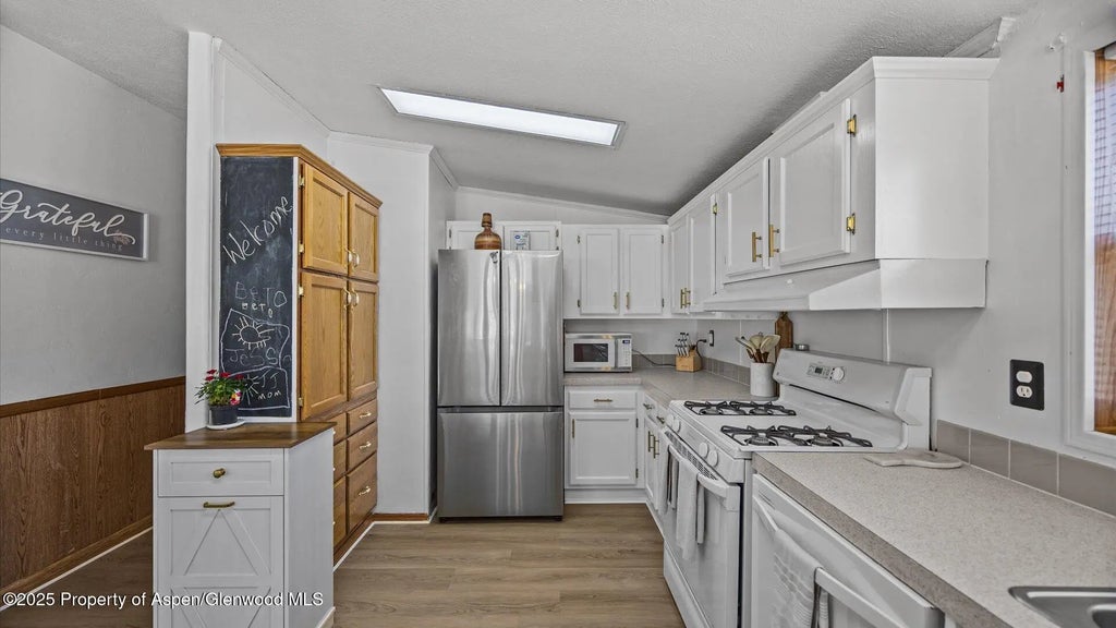 15 of 39 - 26 Baker Hill Place, Parachute, CO