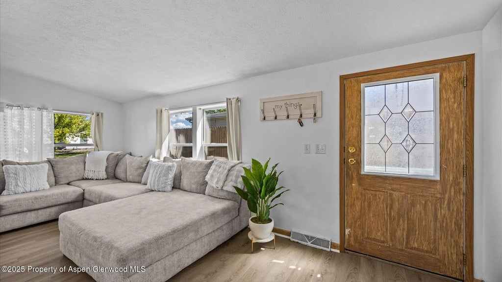 8 of 39 - 26 Baker Hill Place, Parachute, CO