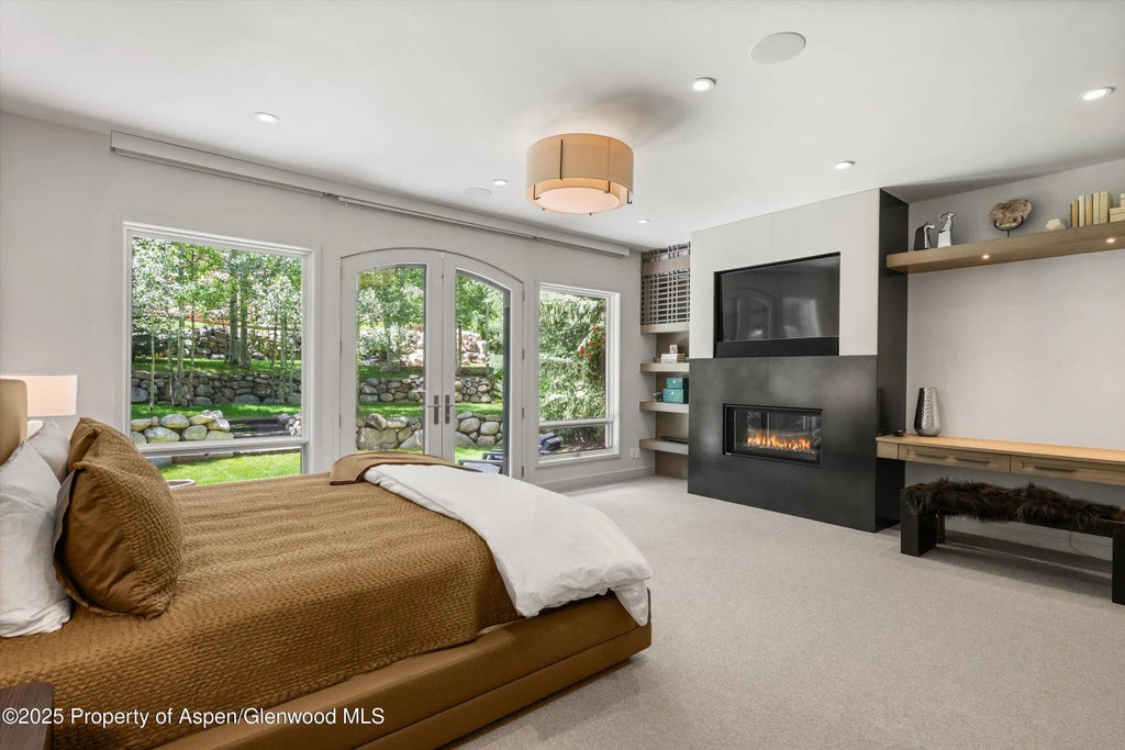 20 of 43 - 971 Ute Avenue, Aspen, CO