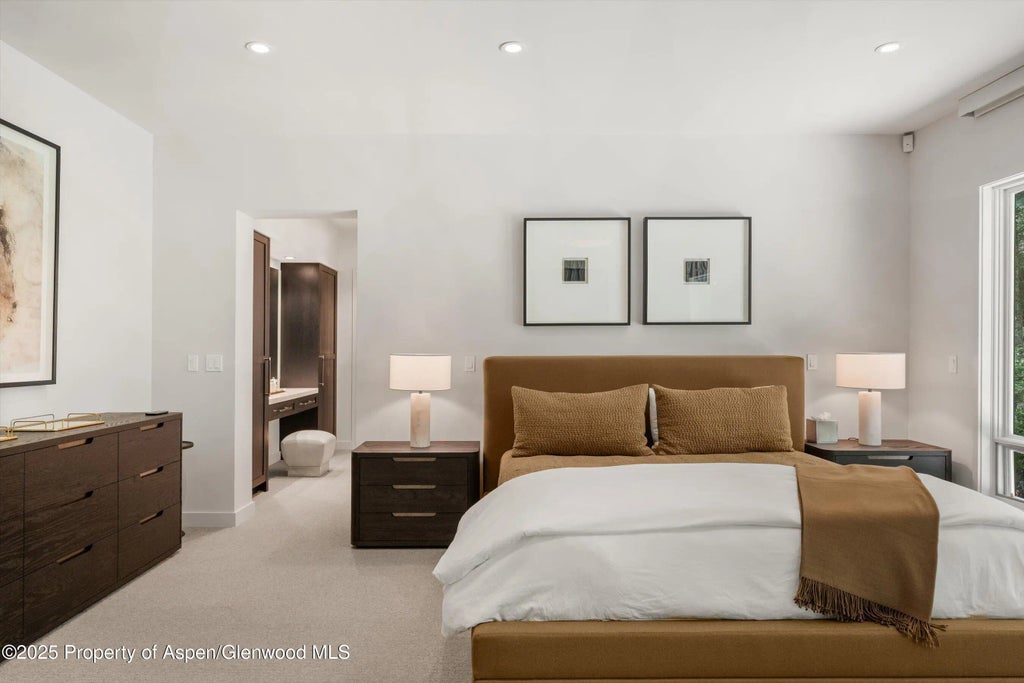 22 of 43 - 971 Ute Avenue, Aspen, CO