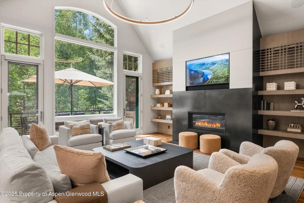 4 of 43 - 971 Ute Avenue, Aspen, CO