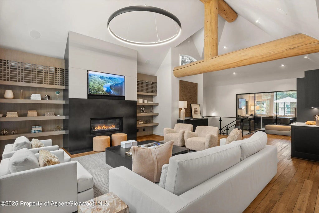 6 of 43 - 971 Ute Avenue, Aspen, CO