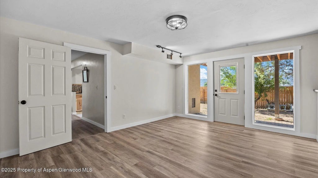 18 of 28 - 1433 Jays Avenue, Rifle, CO