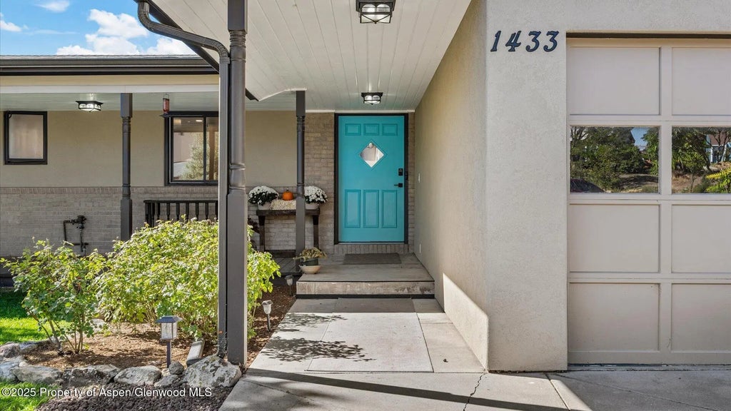 5 of 28 - 1433 Jays Avenue, Rifle, CO