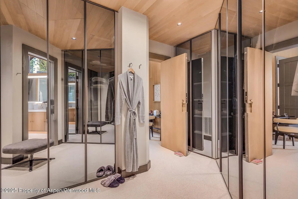 15 of 97 - 511+563 Edgewood Lane, Snowmass Village, CO