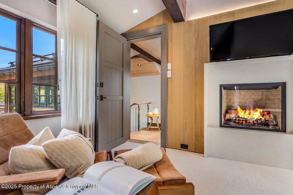 23 of 97 - 511+563 Edgewood Lane, Snowmass Village, CO