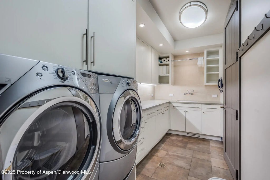 30 of 97 - 511+563 Edgewood Lane, Snowmass Village, CO