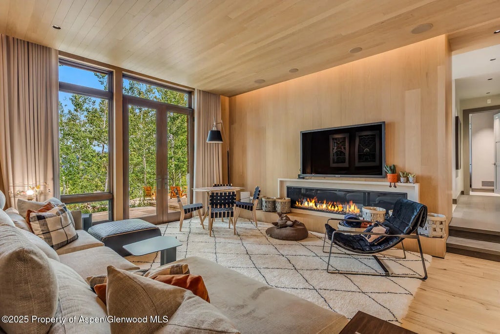 37 of 97 - 511+563 Edgewood Lane, Snowmass Village, CO