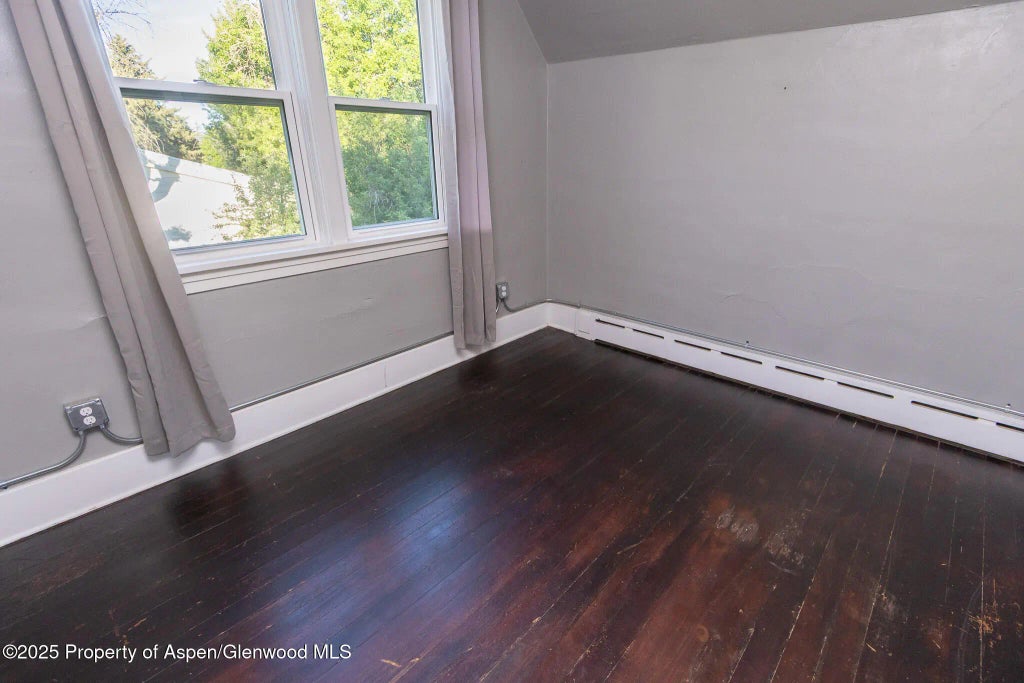 20 of 38 - 1042 Park Avenue, Meeker, CO