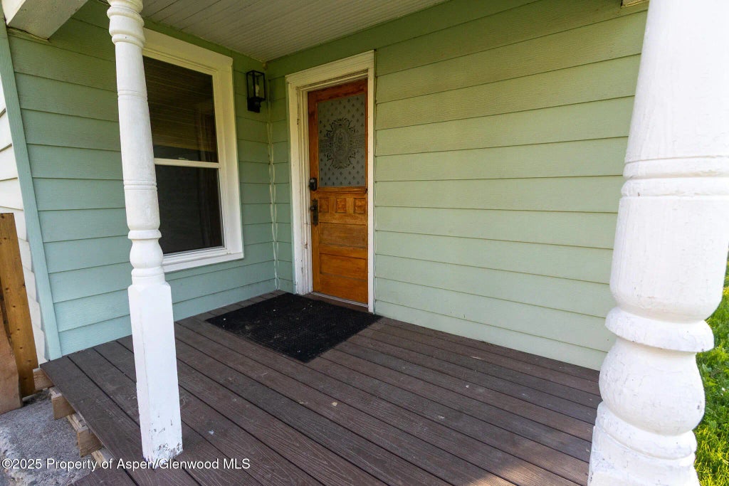 34 of 38 - 1042 Park Avenue, Meeker, CO