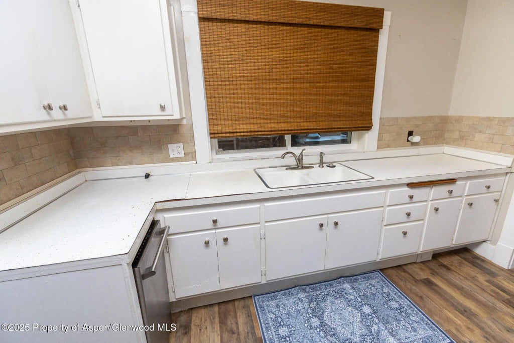 7 of 38 - 1042 Park Avenue, Meeker, CO