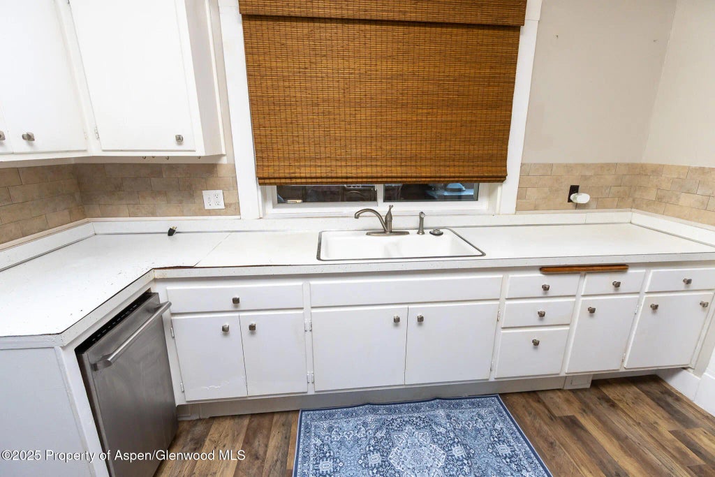 8 of 38 - 1042 Park Avenue, Meeker, CO