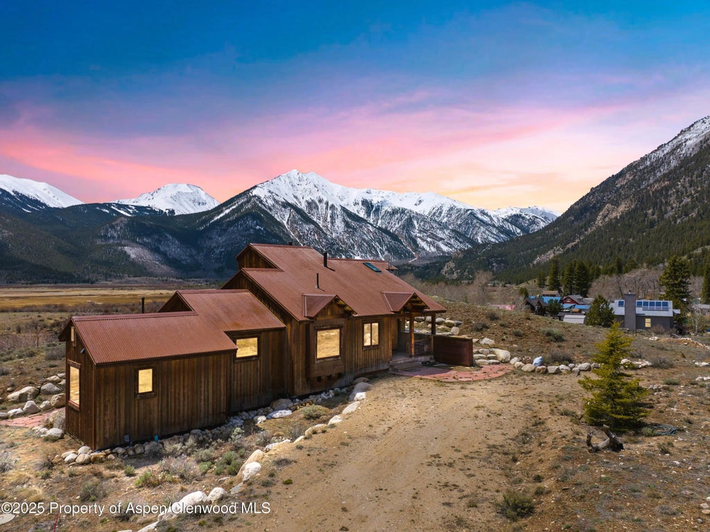 13 of 40 - 38 Lang Street, Twin Lakes, CO