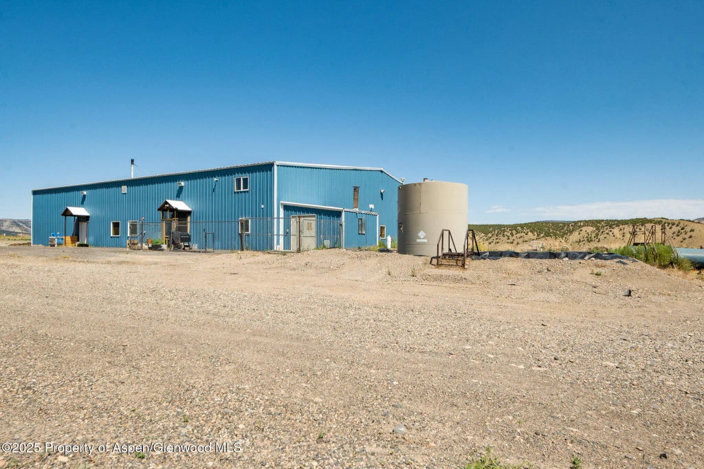 22 of 25 - 41008 County Road 5, Meeker, CO