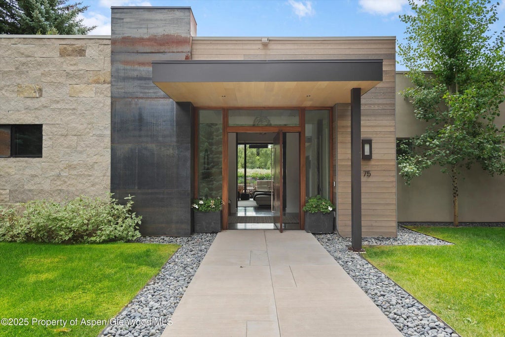 1 of 26 - 75 Overlook Drive, Aspen, CO