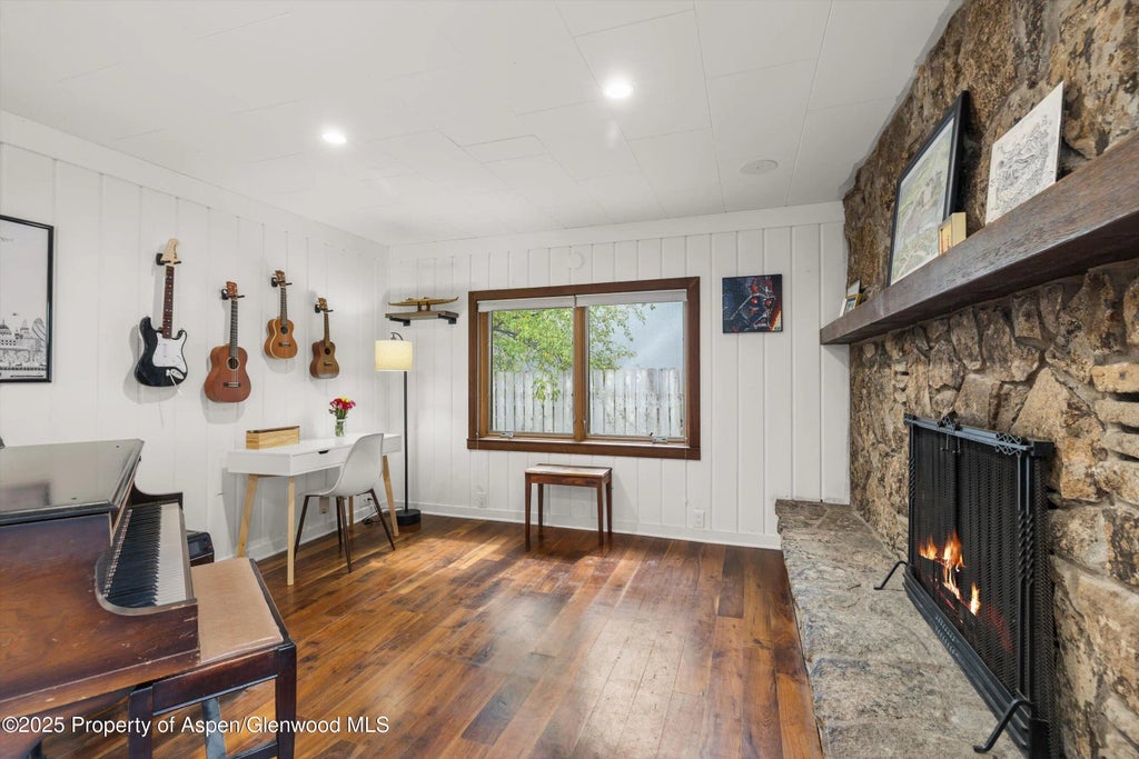 9 of 30 - 26 Maroon Drive, Carbondale, CO