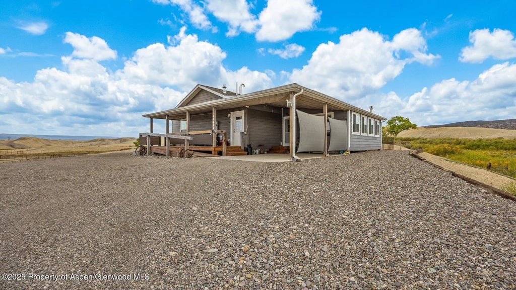 2 of 32 - 63095 Falcon Road, Montrose, CO