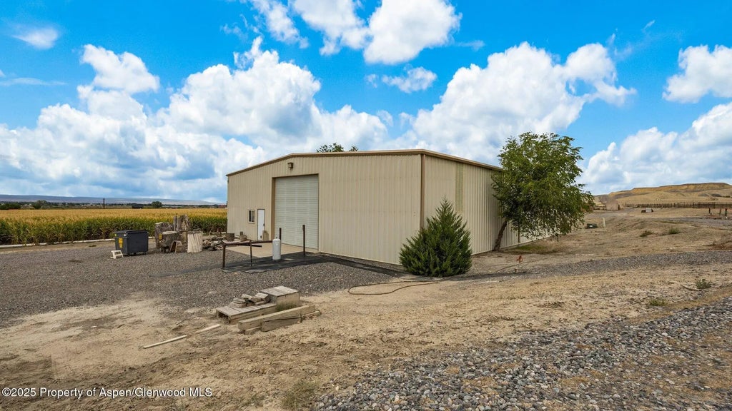 26 of 32 - 63095 Falcon Road, Montrose, CO