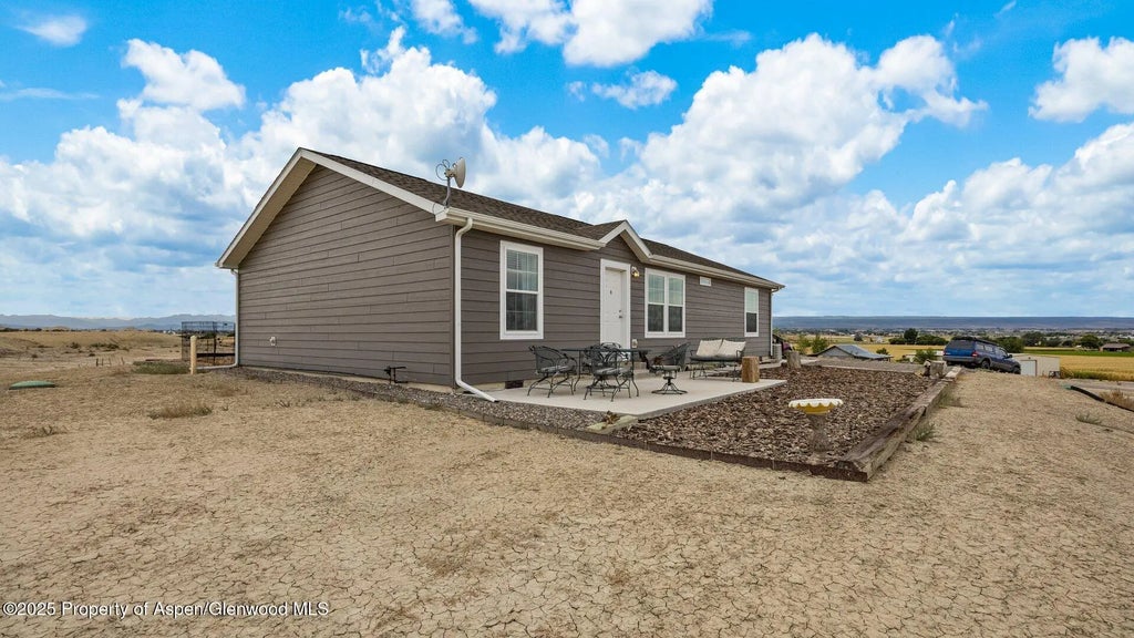 3 of 32 - 63095 Falcon Road, Montrose, CO