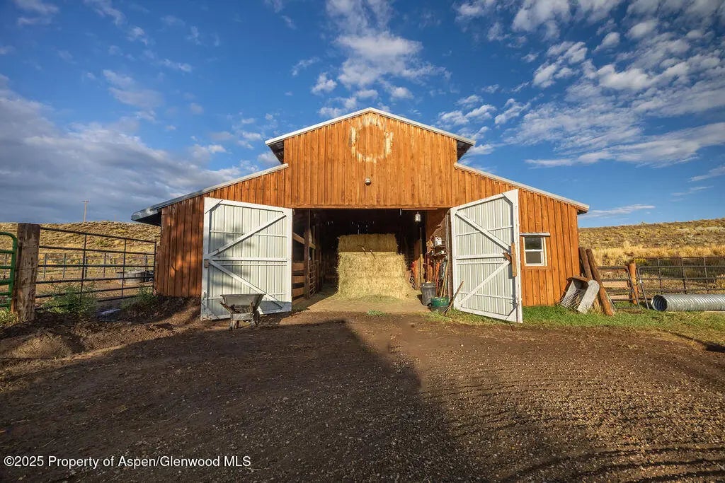44 of 75 - 6441 County Road 7, Craig, CO