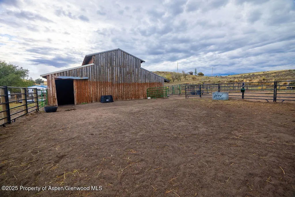 48 of 75 - 6441 County Road 7, Craig, CO