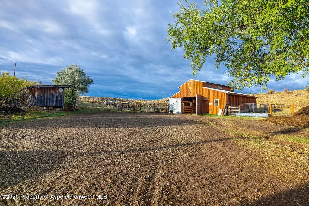 55 of 75 - 6441 County Road 7, Craig, CO