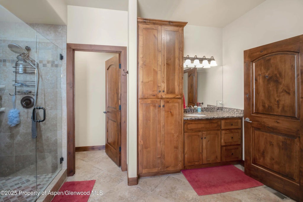 18 of 37 - 33 Whitetail Drive, New Castle, CO