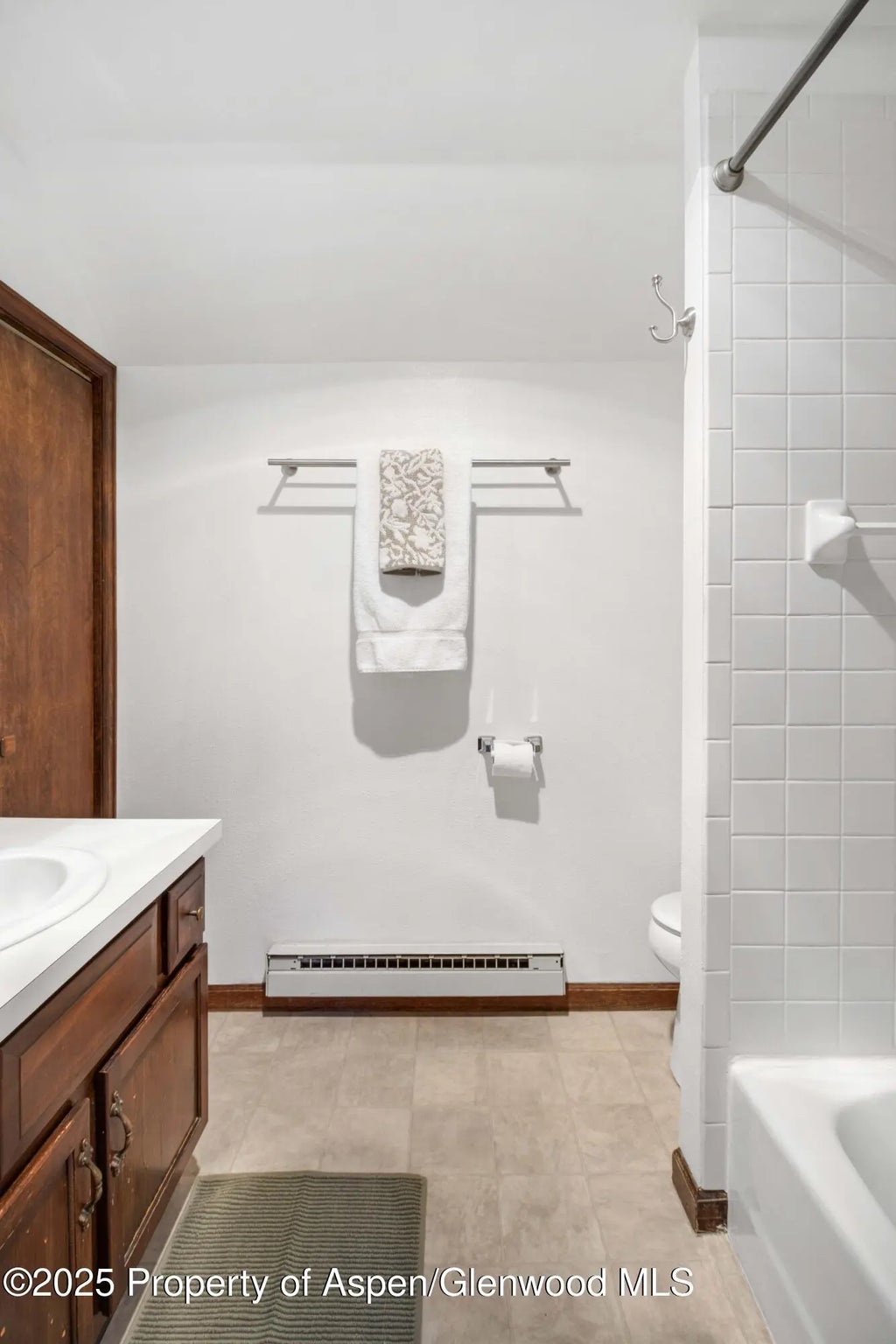 10 of 26 - 729 & 731 Bennett Avenue, Glenwood Springs, CO