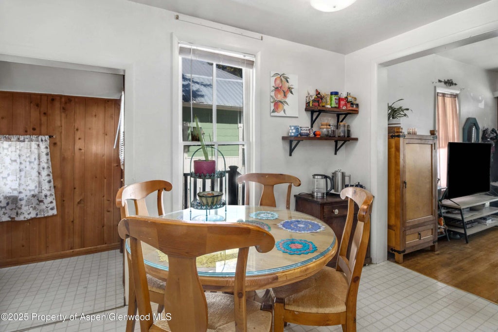18 of 26 - 729 & 731 Bennett Avenue, Glenwood Springs, CO
