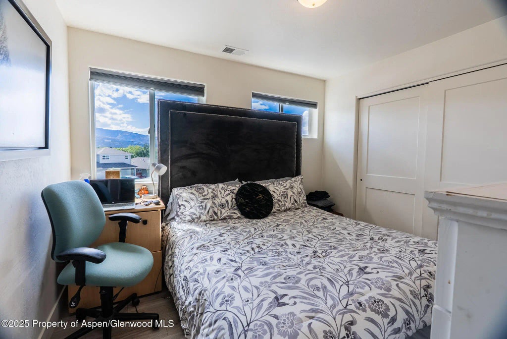 15 of 22 - 1173 E 17th Street, Rifle, CO