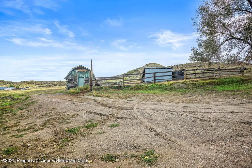 9 of 36 - 3362 Cty Rd 7, Craig, CO
