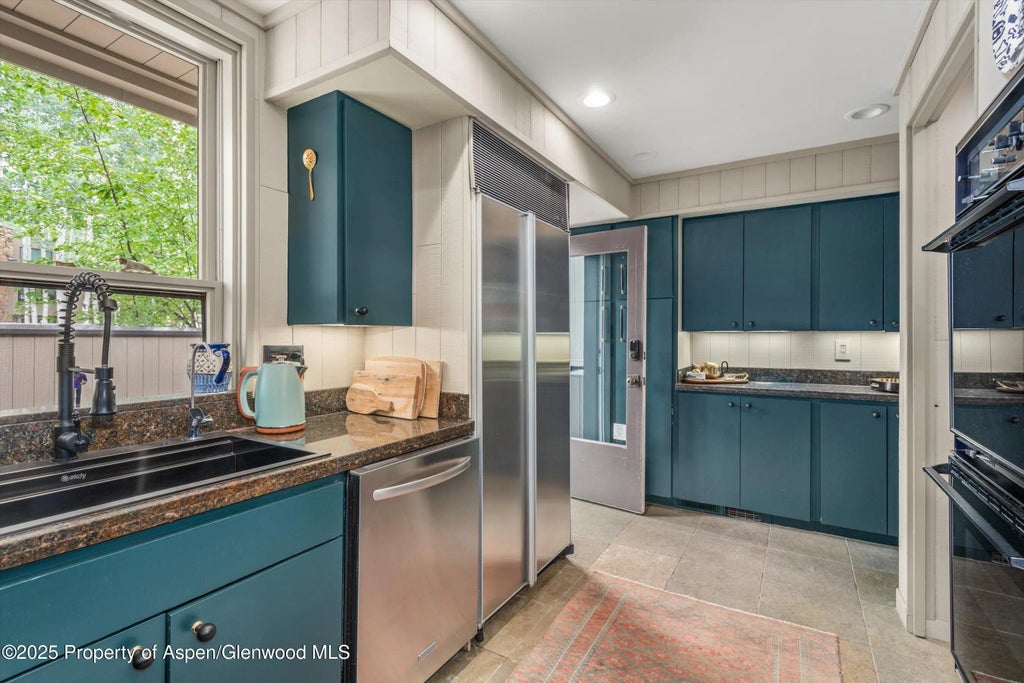 11 of 27 - 1429 Crystal Lake Road, Aspen, CO