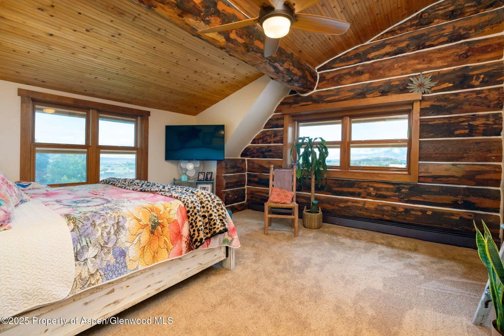 22 of 47 - 1334 County Road 250, Silt, CO