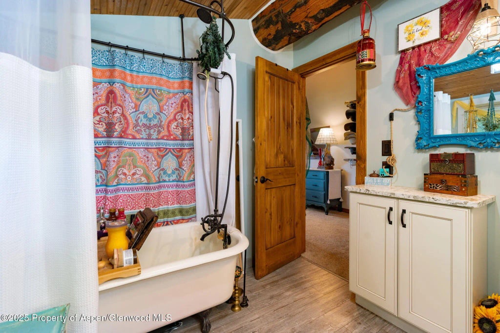 25 of 47 - 1334 County Road 250, Silt, CO