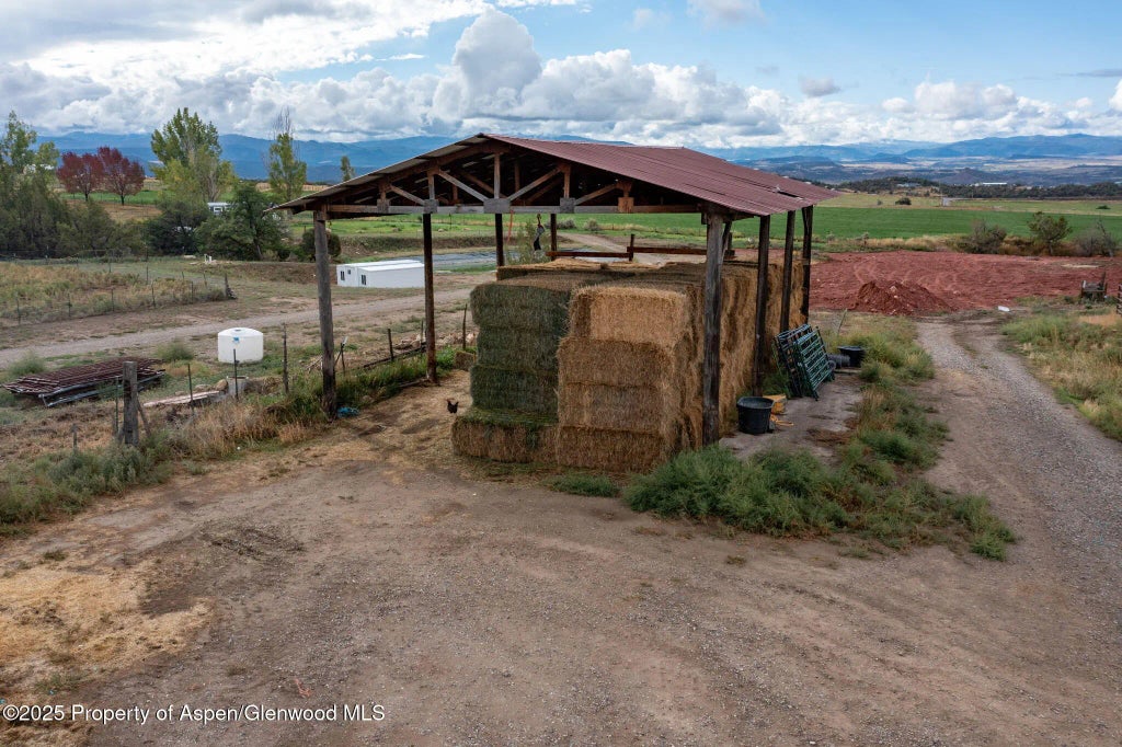 38 of 47 - 1334 County Road 250, Silt, CO