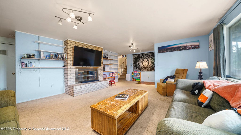 12 of 33 - 6303 Peach Valley Road, New Castle, CO