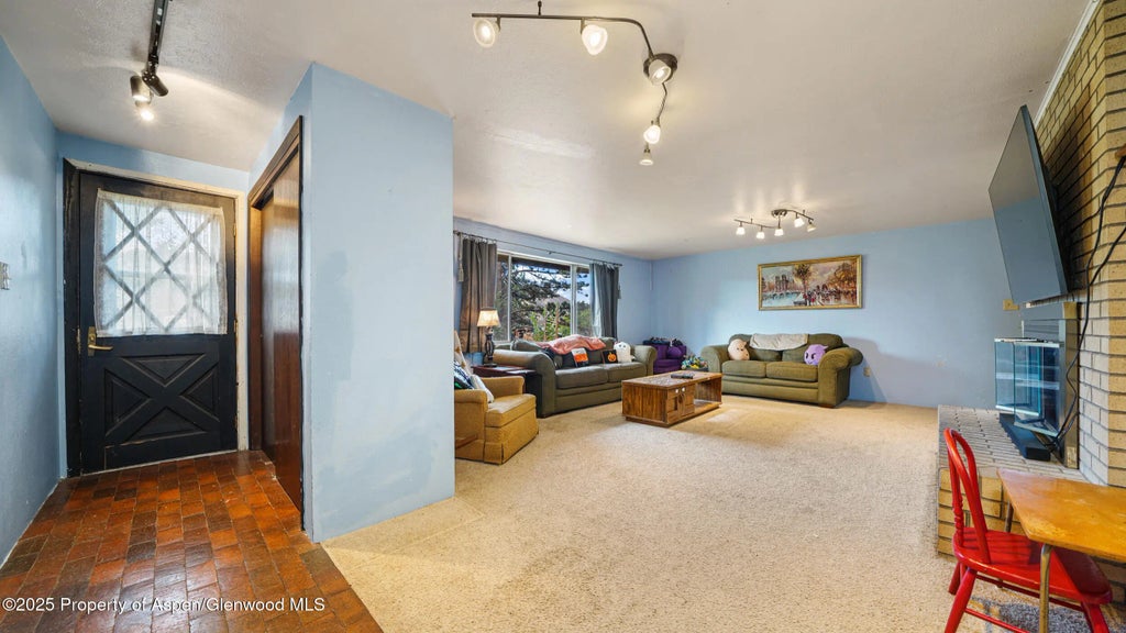 13 of 33 - 6303 Peach Valley Road, New Castle, CO