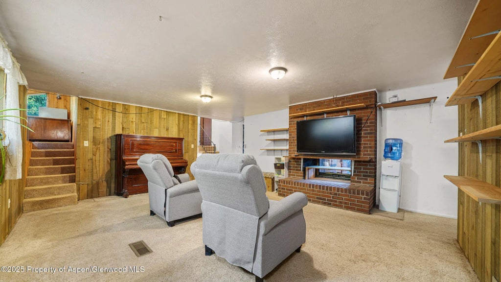 14 of 33 - 6303 Peach Valley Road, New Castle, CO